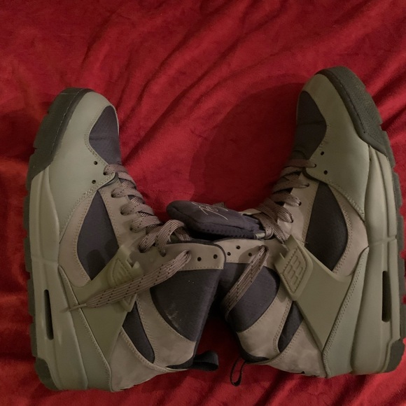 Men’s Jordan Retro 4 high top athletic shoes. Size 13 - Picture 6 of 8